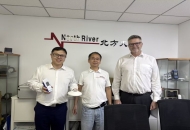 2025年8月4日Senseca全球销售总监到访北京北方大河仪器！